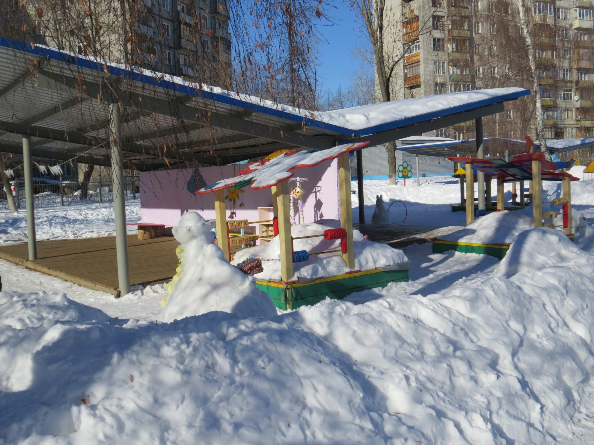 В московском детском саду умерла девочка, которую забыли на прогулке
