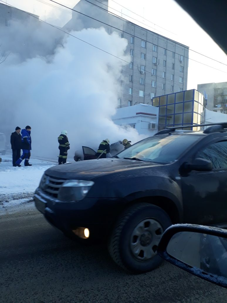 На улице Бирюзова сгорел автомобиль