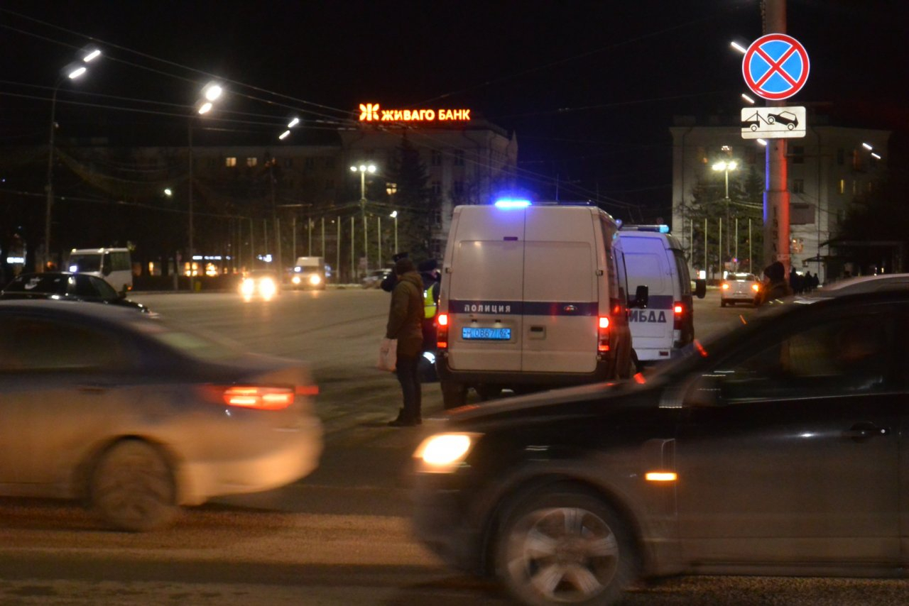 ДТП на площади Ленина - столкнулись два легковых автомобиля