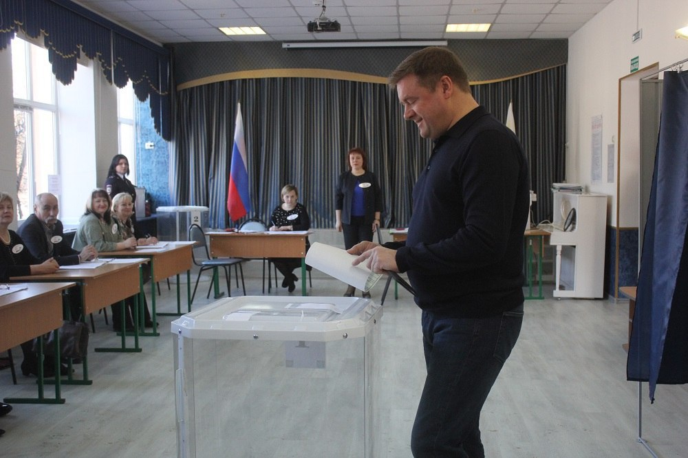 Николай Любимов проголосовал на выборах президента РФ