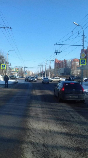 В Рязани иномарка сбила школьницу на пешеходном переходе