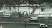 Очевидцы опубликовали кадры массовой драки на Московском шоссе Рязани