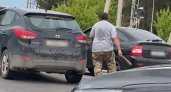 Очевидцы засняли «дорожные разборки» водителей в Рязани