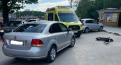 На улице Тимакова в Рязани Volkswagen сбил 38-летнего мужчину на самокате