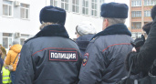 Полицейские массово останавливают на улицах жителей Рязани