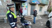 В Рязани сотрудники ГИБДД остановили 52-летнего пьяного мужчину на скутере