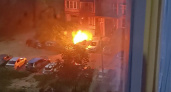 На улице Березовой сгорели из-за поджога два автомобиля 