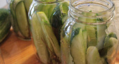 Простой маринад, после которого огурцы остаются хрустящими и не плесневеют: опытные хозяйки готовы продать душу 