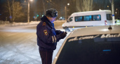Водителей с многолетним стажем обяжут пересдавать права в феврале: названы условия