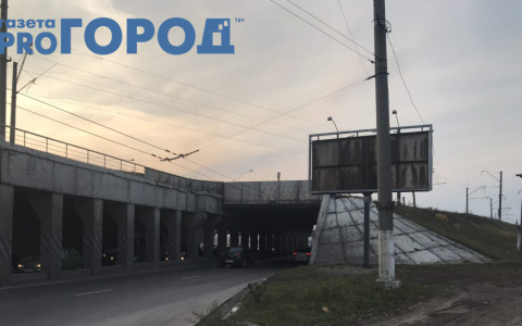 «Доступная среда» не для всех: рязанцы жалуются на отсутствие пешеходной дорожки на Московском шоссе