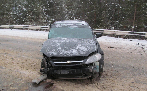 Появились подробности утреннего ДТП в Касимовском районе: Chevrolet врезался в Peugeot