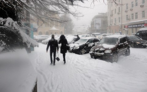 Погода в воскресенье: с утра морозно и солнечно, а вечером снегопад