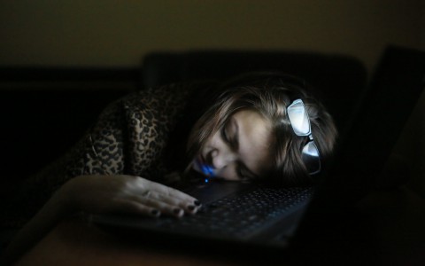 Россияне спят на два часа больше, чем японцы