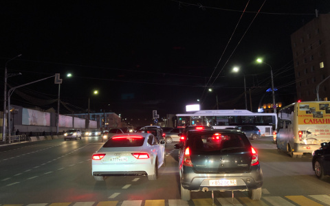 Транспортный коллапс: в центре Рязани выключился светофор