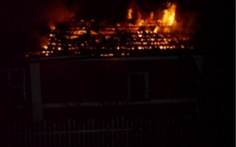 В Шацком районе сгорел жилой дом, есть пострадавший