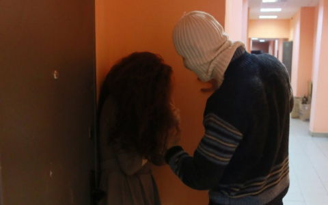 "Да у нас не Новогодняя столица, а криминальная!": что думают рязанцы об избиении девушки в центре Рязани