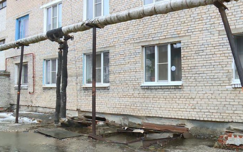 В общежитии на Соколовской затопило подвал