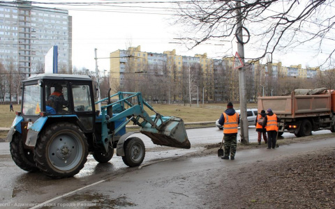 230 кубометров грязи: как в Рязани чистят улицы от мусора