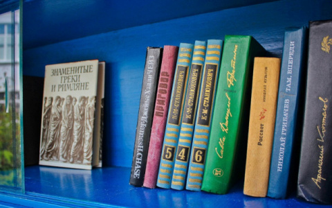 Откройте книжные магазины: писатели просят признать книги товаром первой необходимости