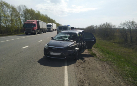 Авария в Рязанском районе: столкнулись “Форд Фокус” и “ГАЗ”