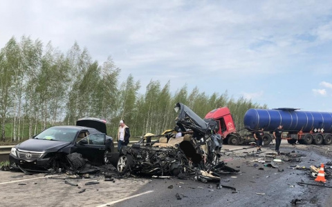 Смертельное ДТП в Александро-Невском районе: столкнулись 3 автомобиля