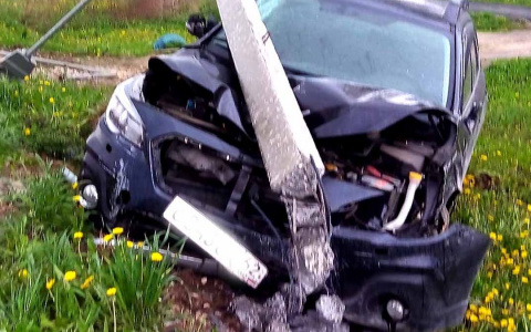ДТП в Пронске: водитель врезался в столб