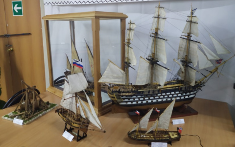 Корабль на ладони: для рязанцев открылась выставка миниатюр военной техники