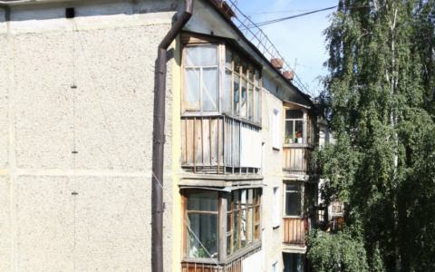 Выпал с балкона: в Рязани на улице Гоголя погиб мужчина