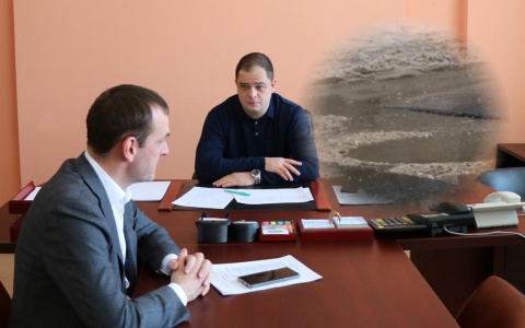Раздали поручения: после нагоняя от Любимова в мэрии провели совещание на тему ремонта дорог