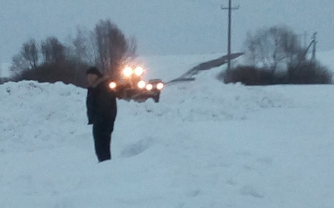 Снежный плен: деревня под Скопином оказалась отрезана от мира