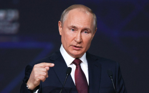 Силовики получат по 15 тысяч: Путин подписал указ