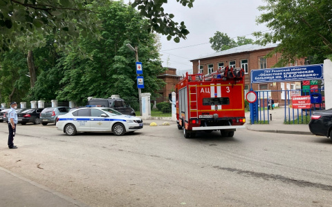 Возгорание в больнице Семашко: 16 человек эвакуировали