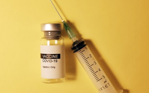 Минздрав опроверг информацию об отсутствии вакцины "Спутник Лайт" в Рязани