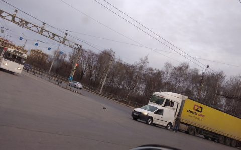 В Рязани из-за ДТП на Московском шоссе образовалась пробка
