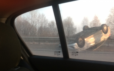 На Северной окружной перевернулся Форд Фокус